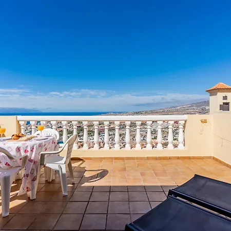 Apartment Penthouse With Panoramic Ocean Views & Terrace In Torviscas *