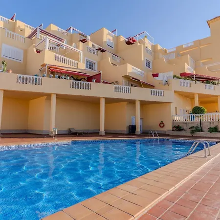 Penthouse With Ocean Views - Torviscas Apartment *