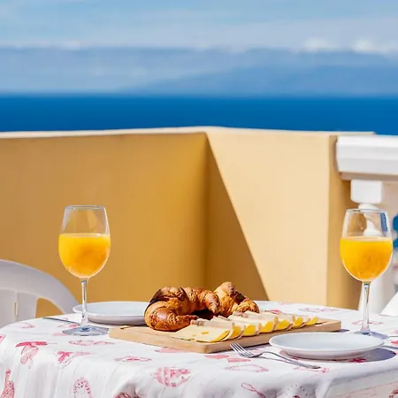 Penthouse With Ocean Views - Torviscas Appartement *